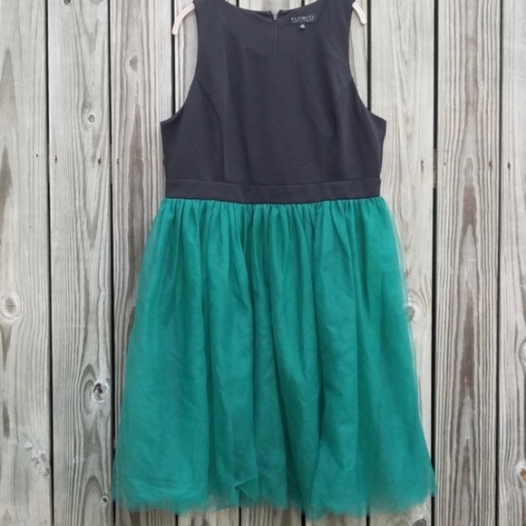 Eloquii black/jade green tulle knee length dress size 18 - Picture 2 of 5
